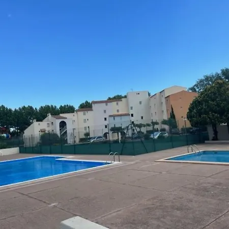 Cap D'agde : 3p Duplex Confort Avec Piscine Et Parking - Fr-1-749-12